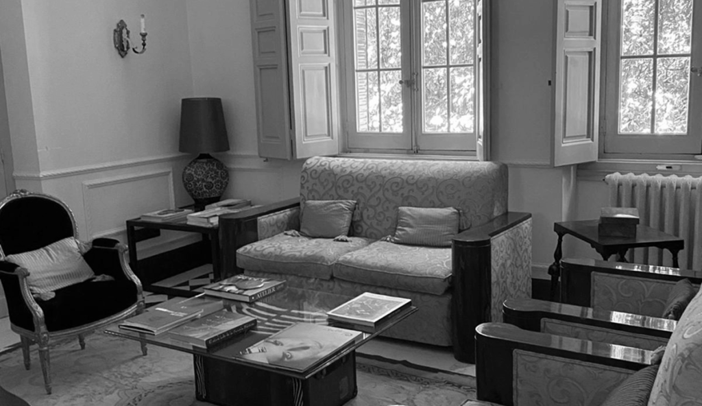 Sala de espera clinica de facelifting